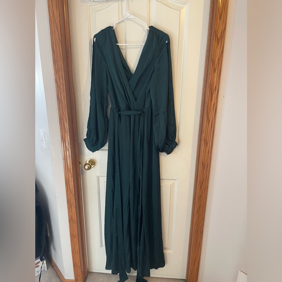 HOST PICK - Fashion Nova Belle Maxi Dress - Emerald - Picture 8 of 8